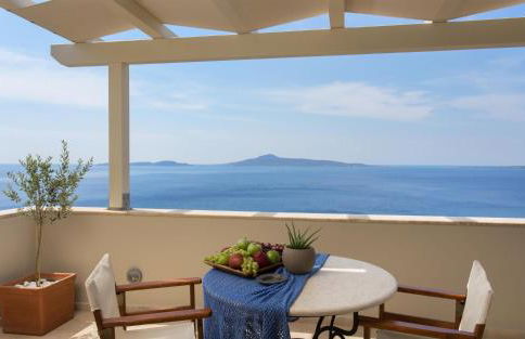 Villa Itis Luxury Suite with Balcony, Panoramic View & Jacuzzi - Foto 7
