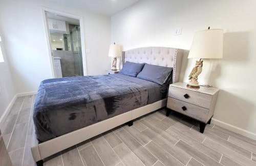 Modern 2BR Guest Suite w En-Suite Bathrooms 10 min to Rodeo Drive Near Kaiser and Cedars hospitals - Foto 37