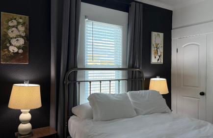 Updated Vintage Oasis, Near Downtown & Stadiums, Huge Yard - Foto 62