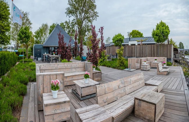 Modern Chalet With Dishwasher on the Markermeer - Photo 16