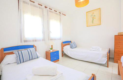 LITORAL COSTA DORADA - TRES CARABELAS Only families - Photo 26