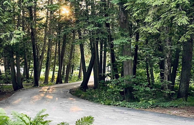 Boardman Monarch Upscale River Lodge HOT Tub! - Foto 58