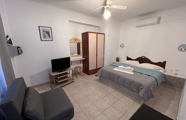 Birds Villa Apartments with Heated Pool - Including Car and Breakfast - Photo 29