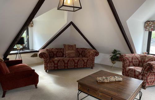 Stunning 4 Bed Pet Friendly Cottage with Hot Tub - Foto 15