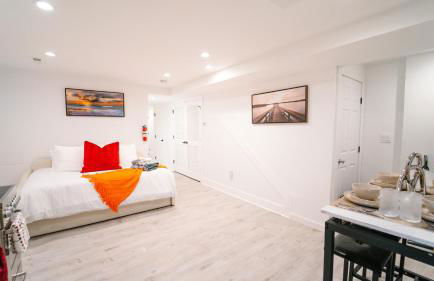 Modern 5BR DC Home Near Metro with Rooftop - Foto 43