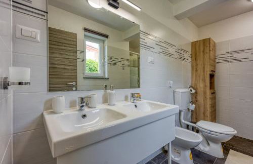 Villa LUMARE AQUA - Pool, Jacuzzi & Garden - Foto 22