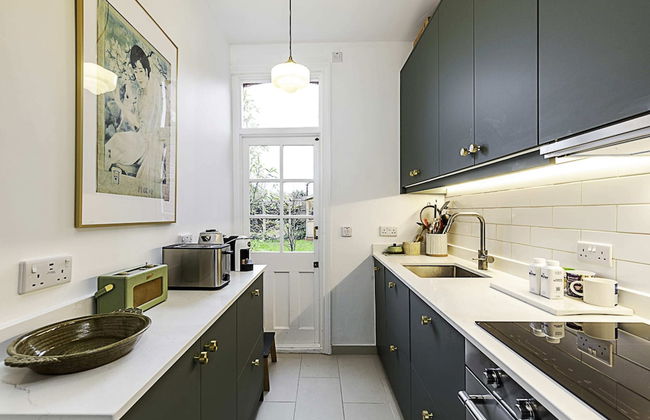 Beautiful Three Bed Abode Near Dollis Hill - Foto 14