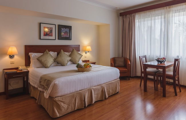 Sea Cliff Court - Photo 10