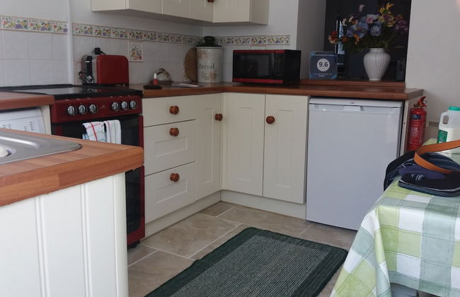 Pen Llyn Quarryman's Cottage - Photo 5