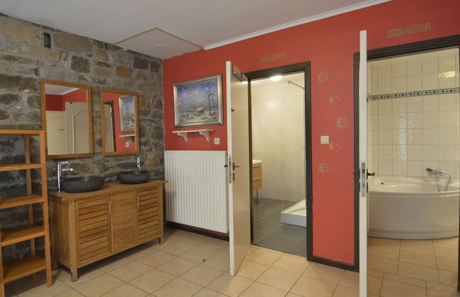 Cozy Holiday Home in Stoumont with Sauna & Hot Tub - Photo 11