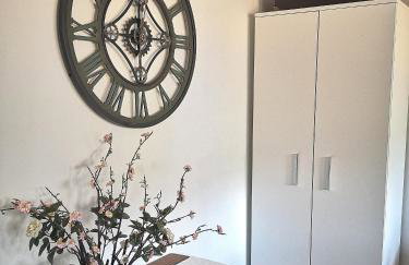 Przy ratuszu - Foto 13