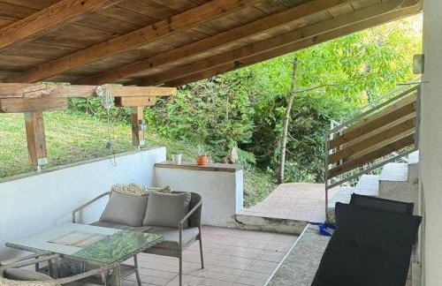 Plesivica Hillside Holiday Home with Hot -Tub - Foto 60