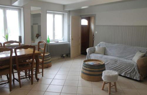 Gîte Fleurs de Gamay au coeur du Beaujolais - Foto 1