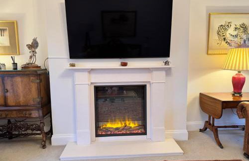 North Farm fits 1-6 people - Photo 1