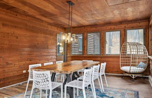 Huge Cabin w Hot Tub, Deck, Grill, Fire Pit, WiFi - Foto 28