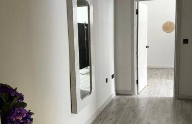 The Tower Suite - Town Centre, Spacious, 2 Bed, Sleeps 4 - Foto 19