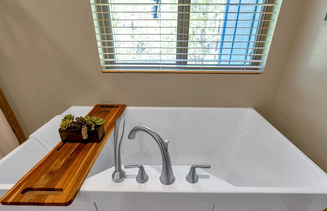 Bass Lake Beauty! 4 BDR Sleeps 16, Lakefront Views - Foto 26