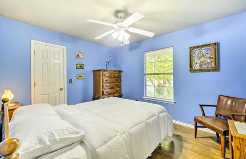 Pet-Friendly Moody Home with Fire Pit and Large Yard! - Foto 16