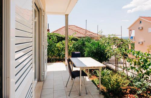 Sunce i More - Photo 20