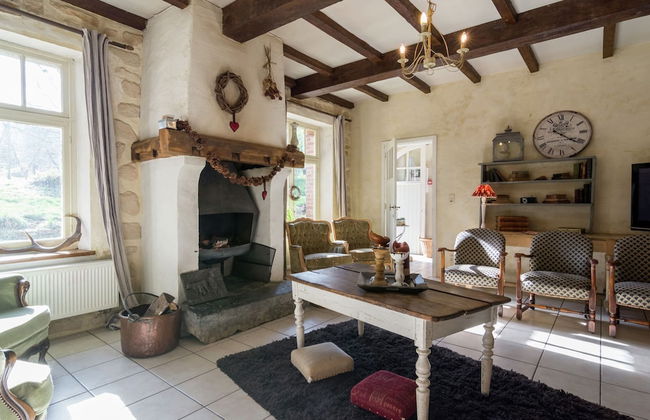 Quaint Holiday Home in Bievre in the Forest - Foto 15