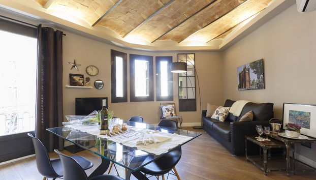 AinB Eixample Miró Apartments - Photo 2, Primary image