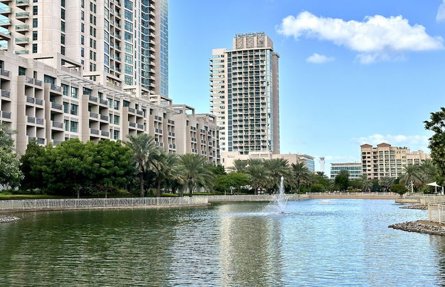 Lux BnB Travo Tower I Private Garden I Lake View - Photo 42