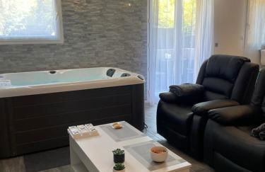 T2 rénové, jaccuzi, sauna, sièges massants, jardin, parking, métro - Foto 25