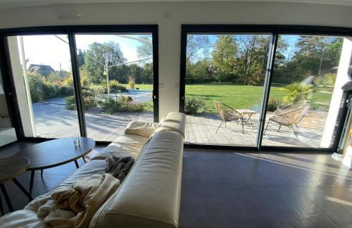 Villa contemporaine avec piscine sur 4000 m2 à Rodez 9 personnes - Photo 10