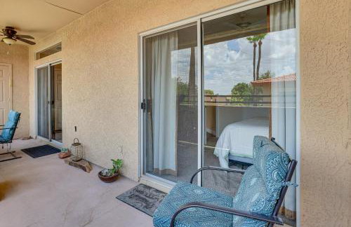 Getaway with Balcony and Spa 13 Mi to Old Town - Foto 19