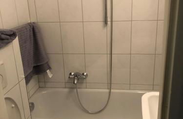 Ganze Apartment in Saarbrücken City - Foto 10