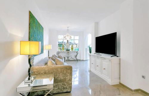 Villa Jacqueline in San Roque - Foto 27