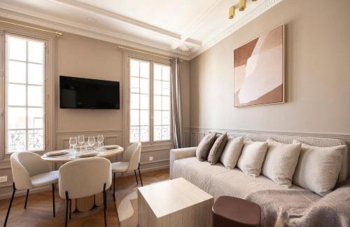 Elegant air-conditioned apartment with separate bedroom - Foto 16