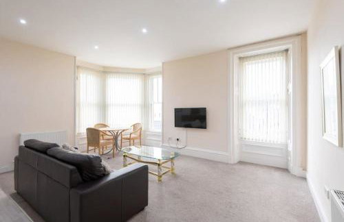 CASTLEBANK HOUSE FLATS, DINGWALL - Photo 27