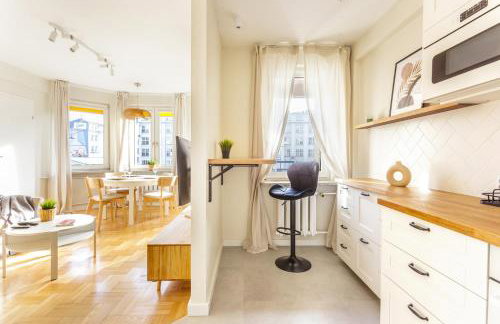 National Stadium Sunny Apartment by BookingHost - Foto 4