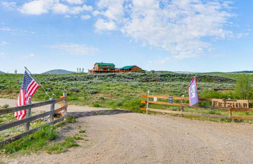 Studio Cabin with Mtn Views by the Green River! - Photo 24