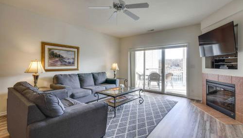 Lakefront Osage Beach Condo Dock Your Boat Here! - Foto 5