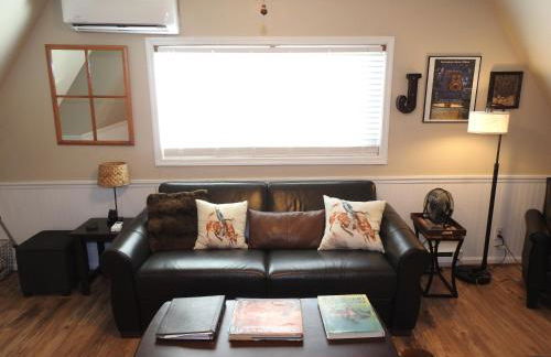 Historic Gold Town Loft A-Frame 1 Bedroom with sofa sleeper WIFI - Foto 6