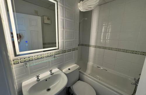 Boscombe beach - Photo 17