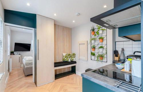 The Balham Hideaway - Photo 2