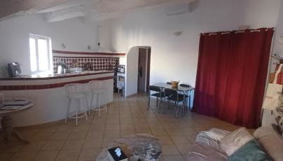 Duplex de charme avec terrasse au coeur du village - Foto 4