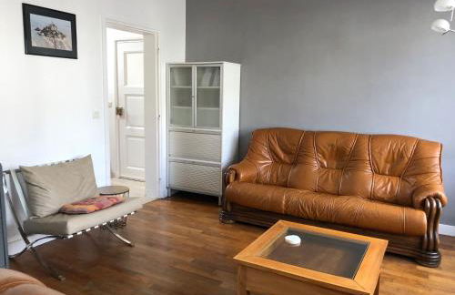 Gîte Manava - grande maison avec jardin en centre ville - Foto 12