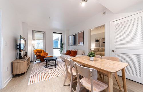 Stylish 2BDR & 2BTH - 15 mins walk to the beach! - Foto 27