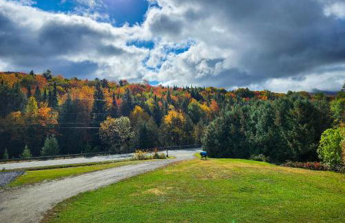 Near Trails and VAST Access! Modern Burke Home Base - Foto 28