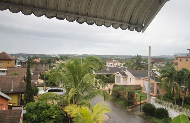 Summer Breeze Vacation Home - Photo 15