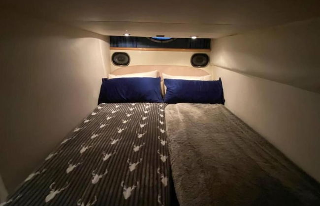 Romantic 3beds Yacht Escape on Thames - Photo 8