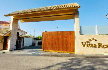 Luxury seaview apartment in Marbella located in a secure gated community with swimming pool and large terrace Perfect for families visiting Marbella and Puerto Banús - Foto 41