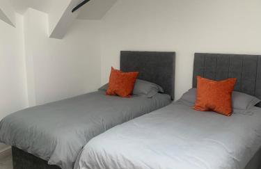 Stylish apartment in the centre of Hebden Bridge. - Photo 14