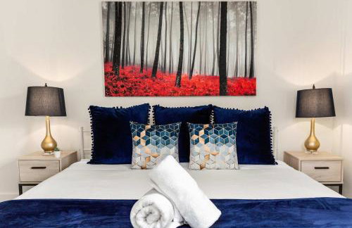 Manchaca 4 bedroom sleeps 10 Pool and Hot tub - Photo 46