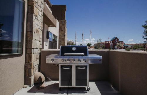 Townhome w Private Hot Tub Air Hockey and more - Foto 42