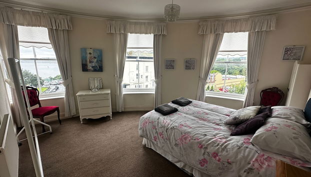 4-beds, Sleeps 8, Sea View & Pet Friendly - Foto 2, Habitación